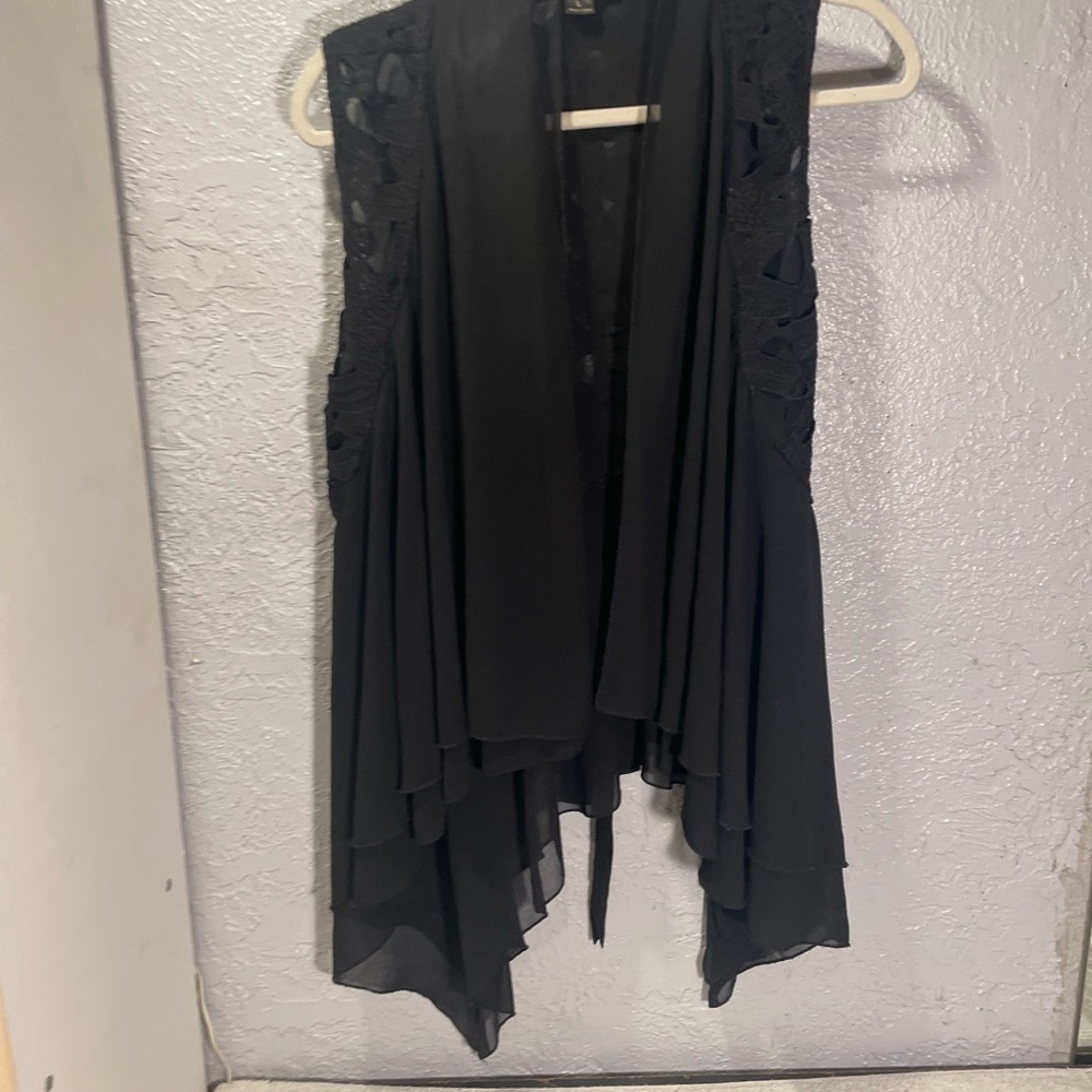 Double Zero Elegant Black Vest - image 1